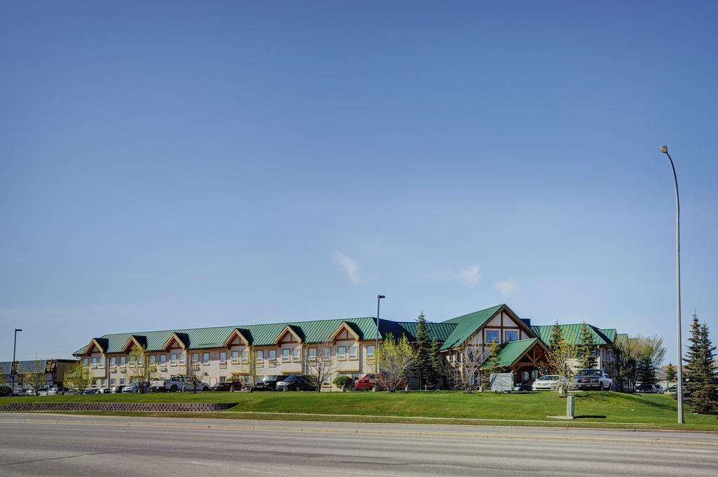 Lakeview Inns & Suites - Okotoks Exterior foto